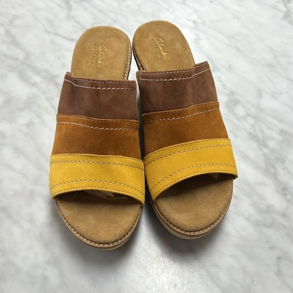 Clarks Aisley Lily Suede Cork 70’s Inspired Cork Wedge Shoes Size 8.5